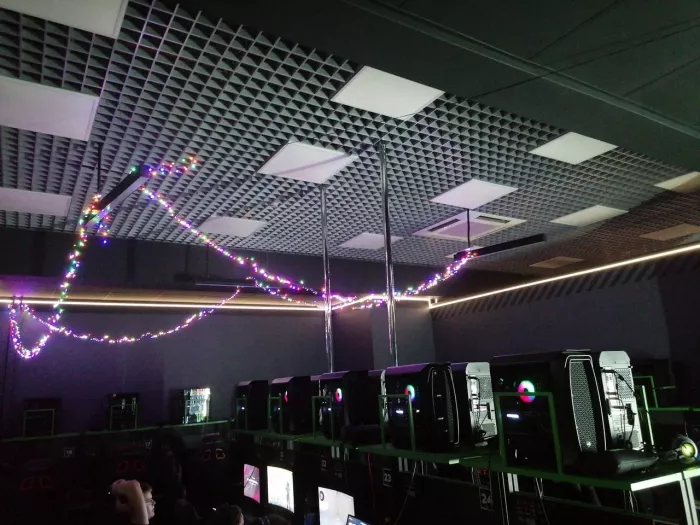 Компьютерный клуб "True Gamers"