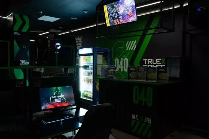 Компьютерный клуб "True Gamers"
