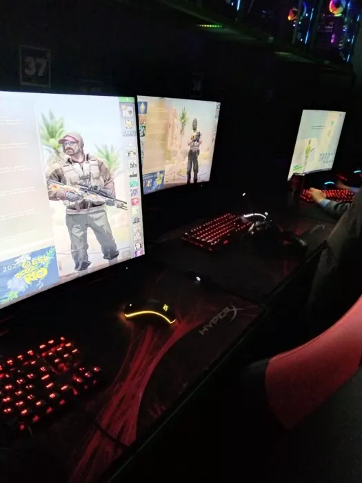 Компьютерный клуб "True Gamers"