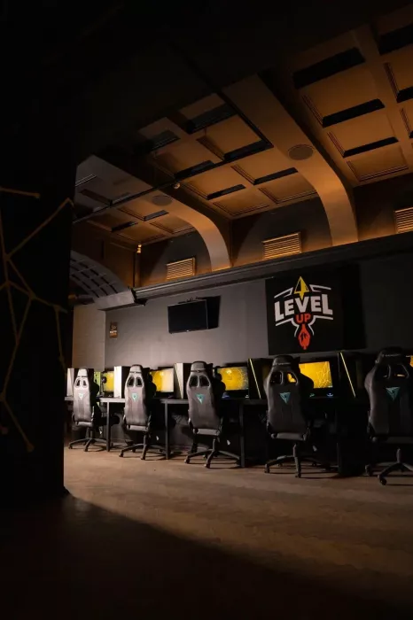 Компьютерный клуб "Level Up"
