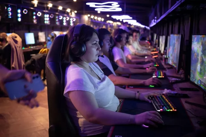 Компьютерный клуб "Digital Clan" на Тюленина