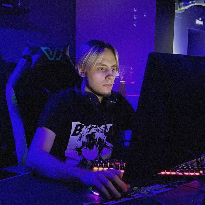 Компьютерный клуб "Vibe gaming"