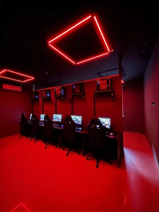 Компьютерный клуб "Sky zone"