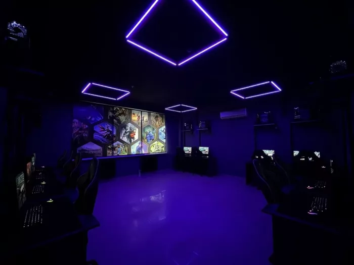 Компьютерный клуб "Sky zone"