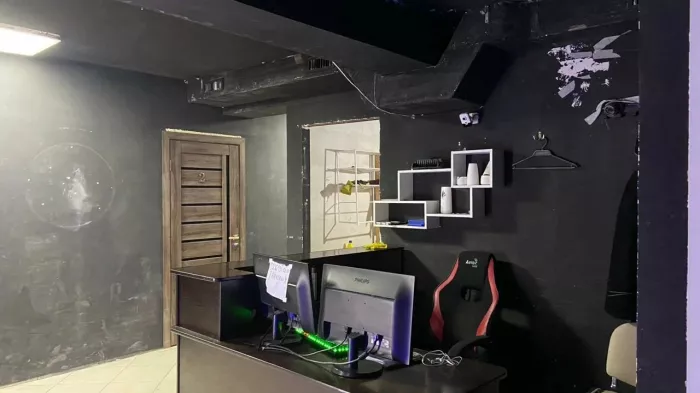 Компьютерный клуб "Playstation"