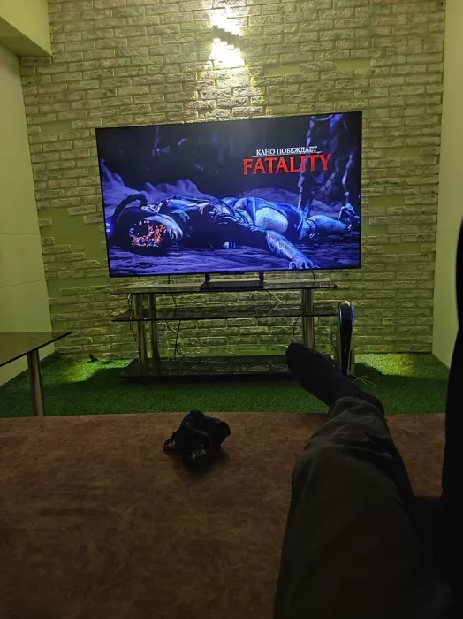 Компьютерный клуб "Playstation"