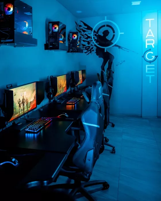 Кибер клуб "Target Cyber Space" на Ленина