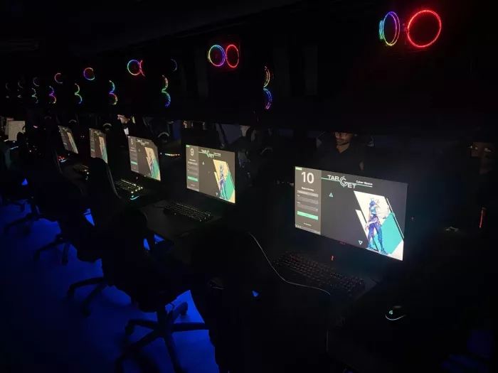 Кибер клуб "Target Cyber Space" на Ленина
