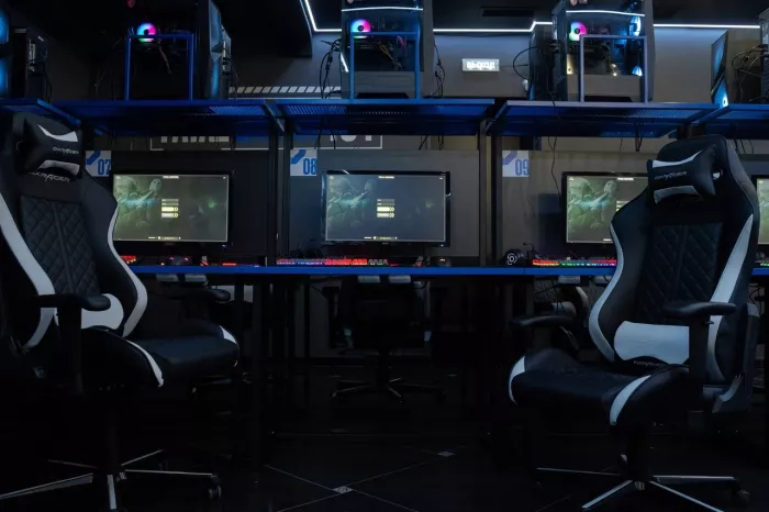 Кибер клуб "True Gamers" на Ленина