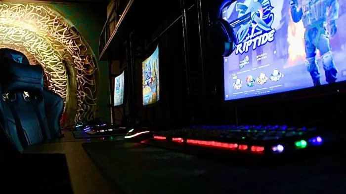 Компьютерный клуб "TopGame"