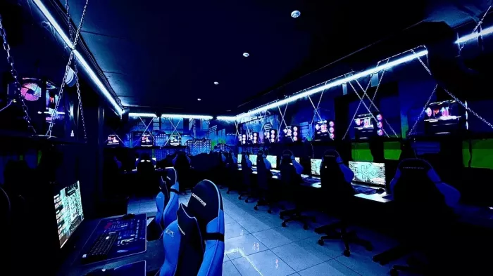 Компьютерный клуб "Damage Gaming Club"
