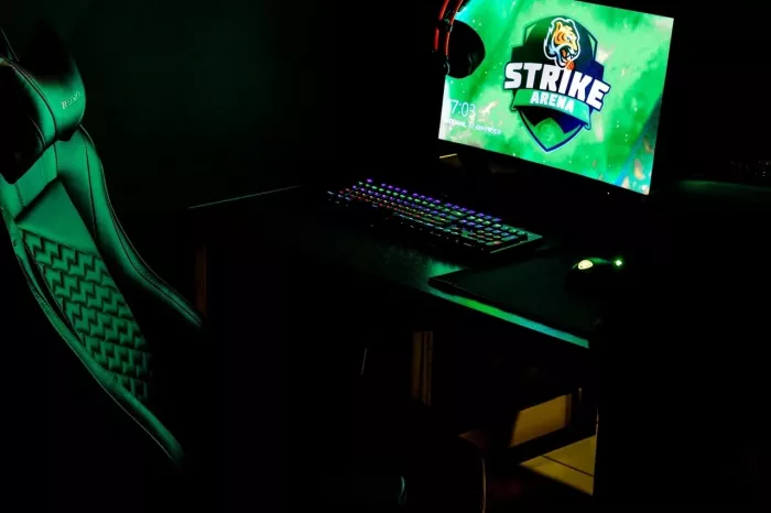 Кибер клуб "Strike Arena"