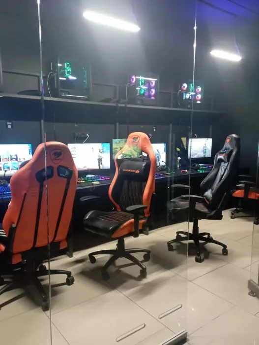 Компьютерный клуб "Game Lab"