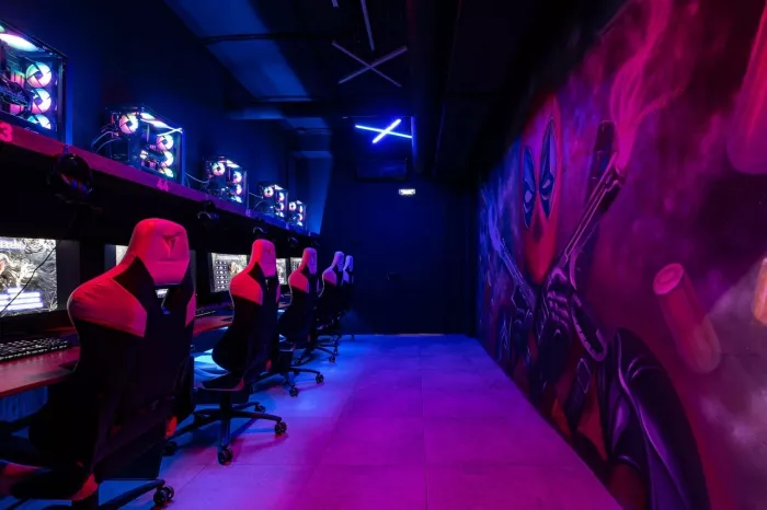 Кибер клуб "Venom Cyber Zone" на Лермонтовской