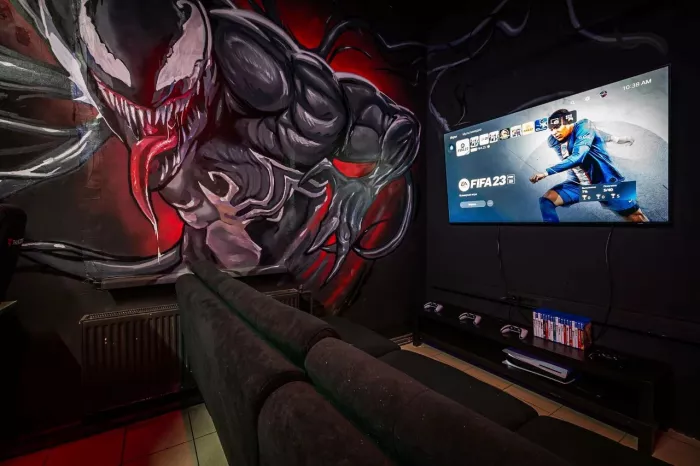 Кибер клуб "Venom Cyber Zone" на Лермонтовской