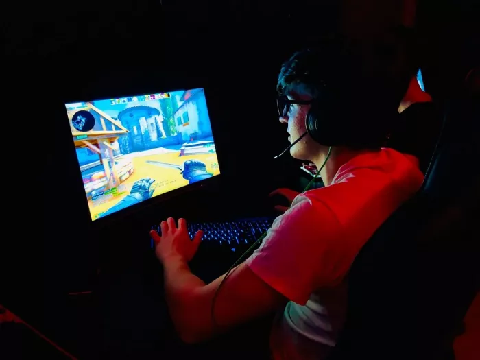 Кибер клуб "YouPlay" на Сокольническом Кругу