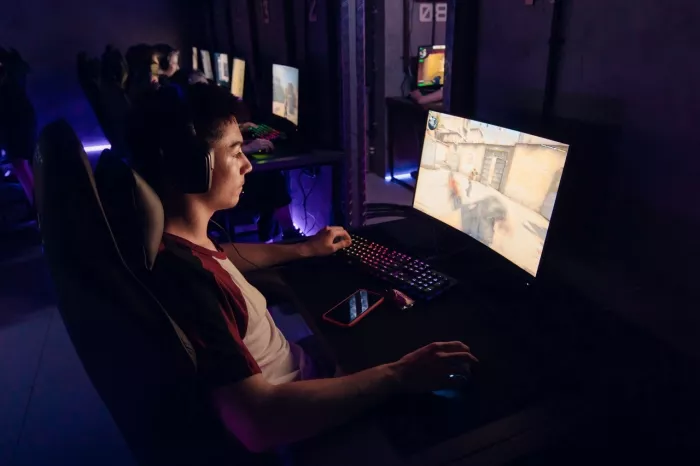 Кибер клуб "In. Game"