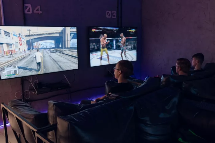 Кибер клуб "In. Game"