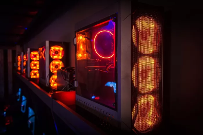 Кибер клуб "Everest Gaming"