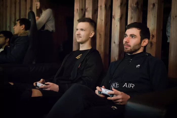 Кибер клуб "Everest Gaming"