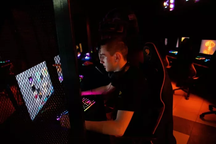 Кибер клуб "SavePoint" на Юрловском