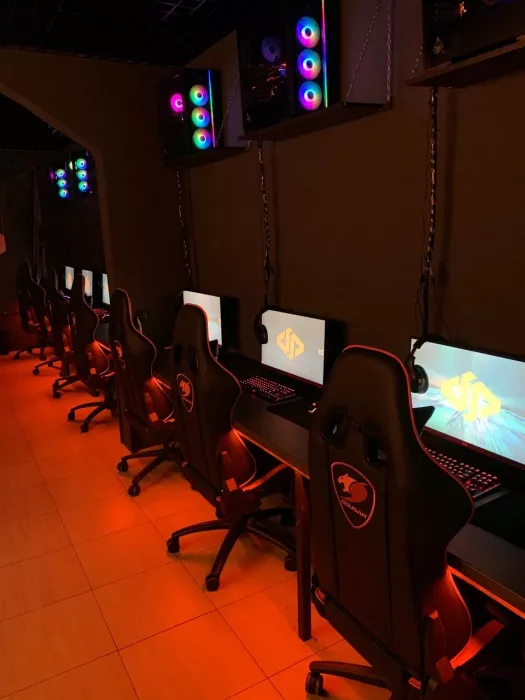 Кибер клуб "SavePoint" на Дубнинской