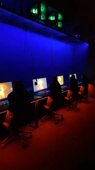 Кибер клуб "SavePoint" на Дмитровском