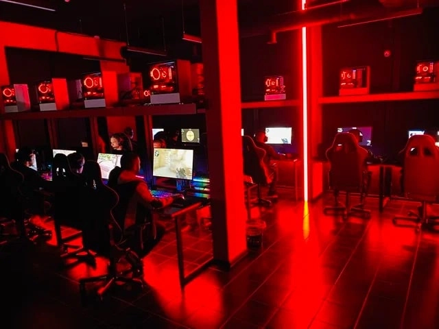 Компьютерный клуб "Darkwall" на Адмирала Черокова