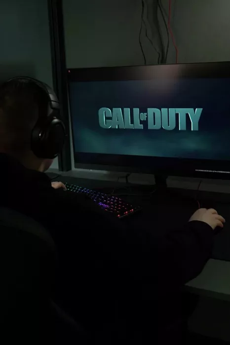 Компьютерный клуб "Stoned Game"