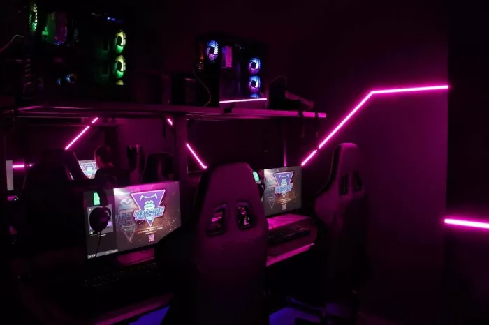Компьютерный клуб "Rampage Esports Arena"