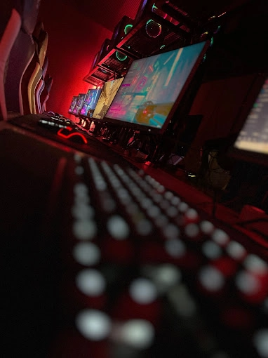 Компьютерный клуб "Rampage Esports Davtashen"