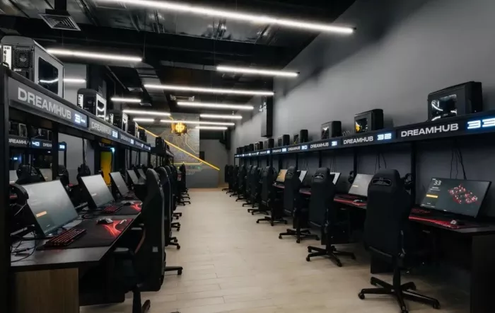 Компьютерный клуб "Dreamhub"