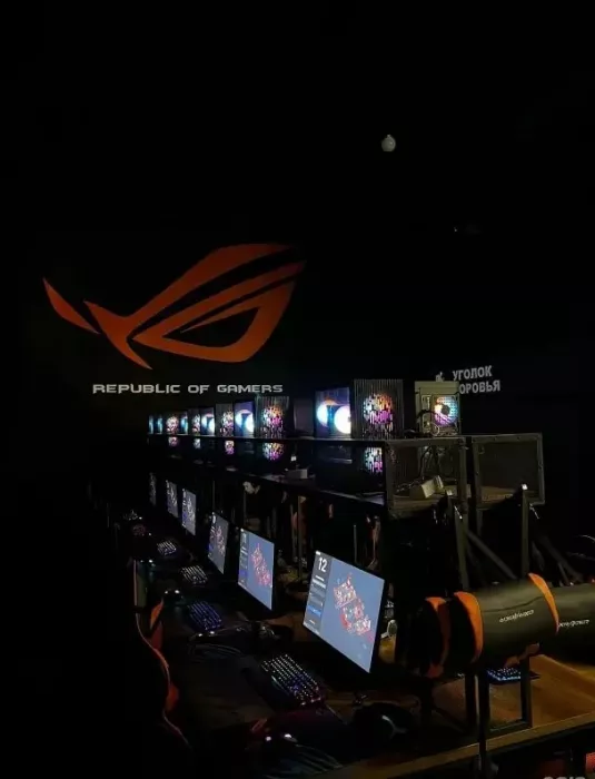 Компьютерный клуб "Navi Game Hub"