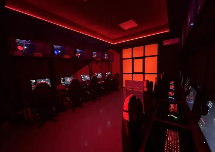 Компьютерный клуб "Cloud cyberspace"