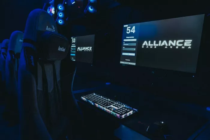 Компьютерный клуб "Alliance Game Arena"