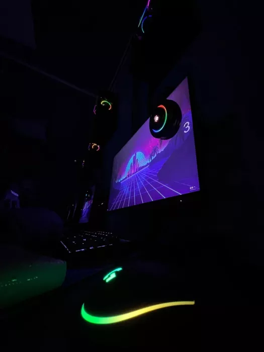 Компьютерный клуб "CyberWave"
