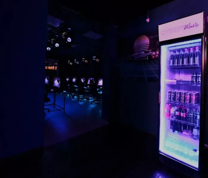 Компьютерный клуб "CyberWave"