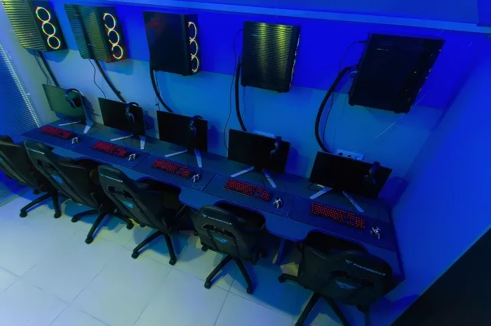 Компьютерный клуб "N7 Citadel"