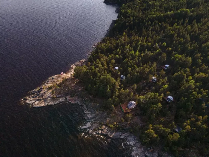 Туристическое агентство "Coral travel" на Максима Горького
