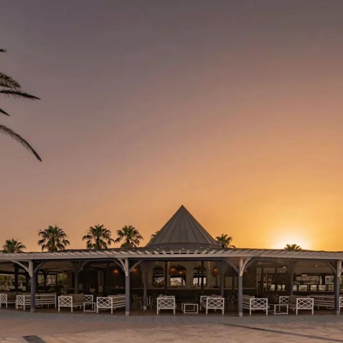Турагентство "Coral Travel" на Бебеля