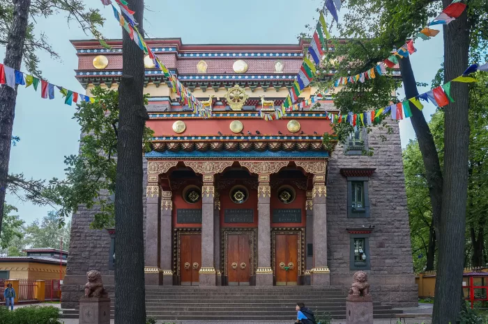 Бюро нескучных прогулок "Пора в Питер"