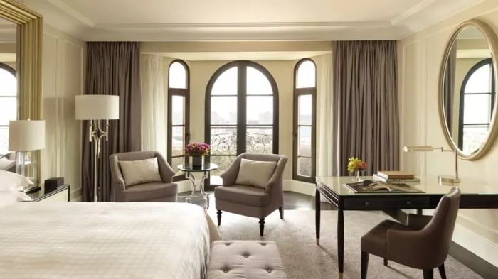 Four Seasons Hotel