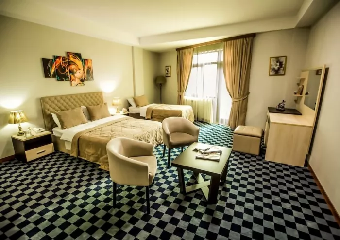 Sea Pearl Hotel