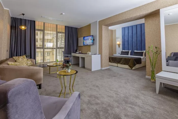 Premium Park Hotel