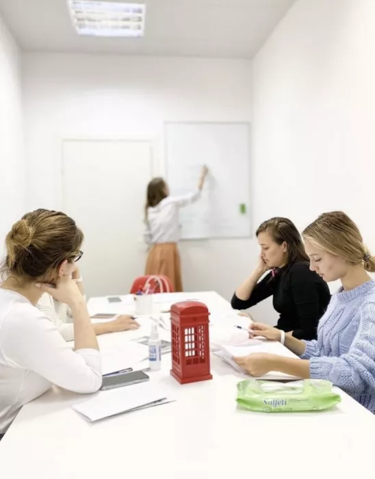 Языковая школа "Best english academy"