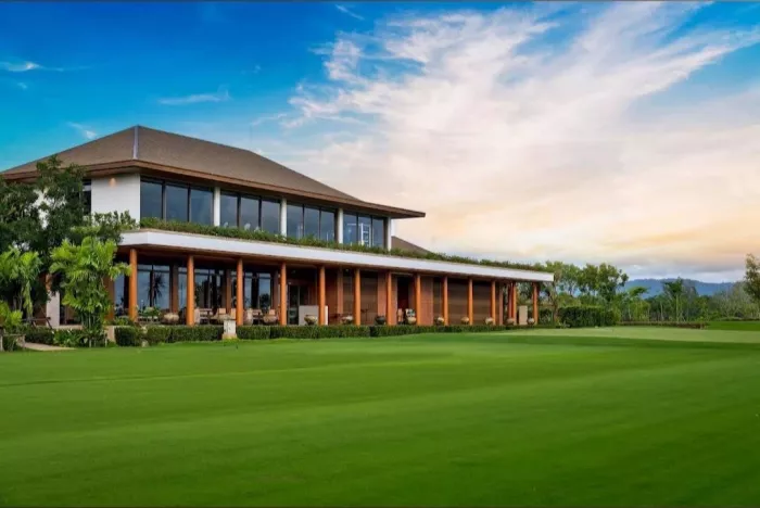 Голь-Клуб «Aquella Golf & Country Club»