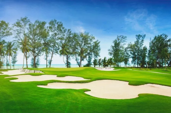 Голь-Клуб «Aquella Golf & Country Club»