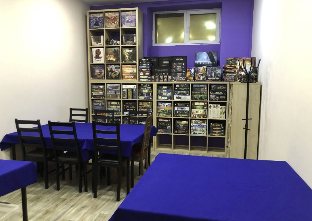 ​Клуб настольных игр "Диванный генерал"