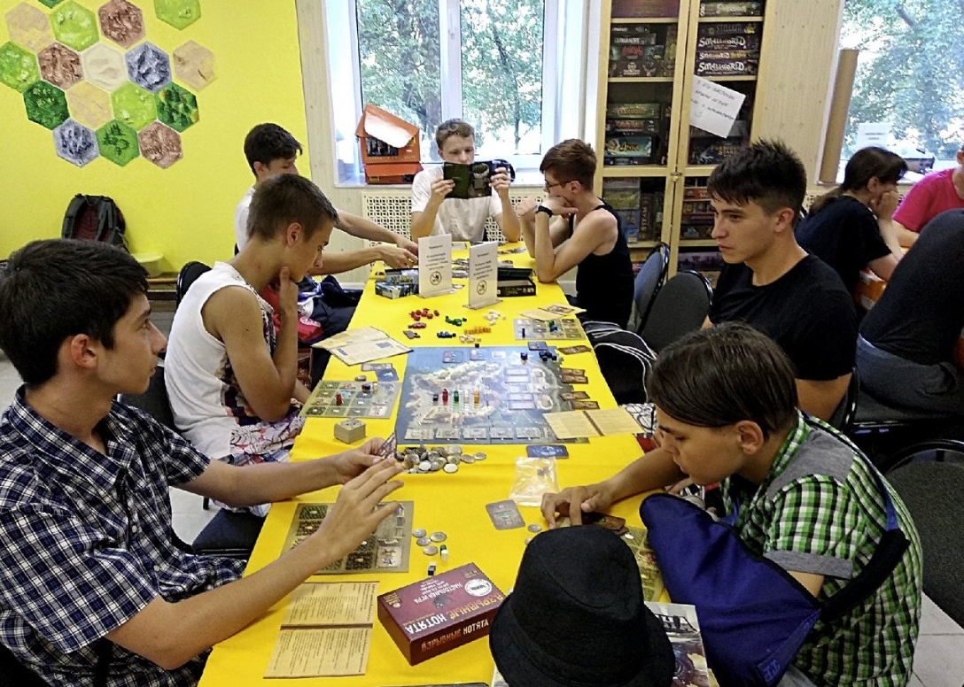 ​Магазин настольных игр "Hobby Games"