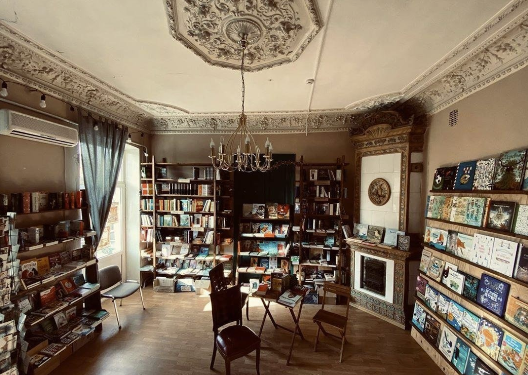 ​Книжный магазин "Чарли"